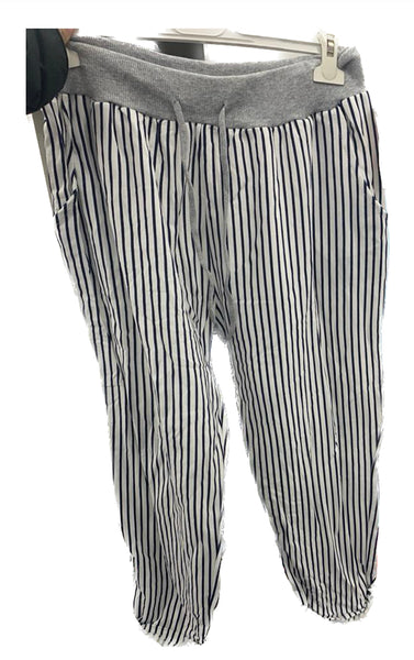 Anne + Kate Italian Fine Stripe Navy Pants 14-18