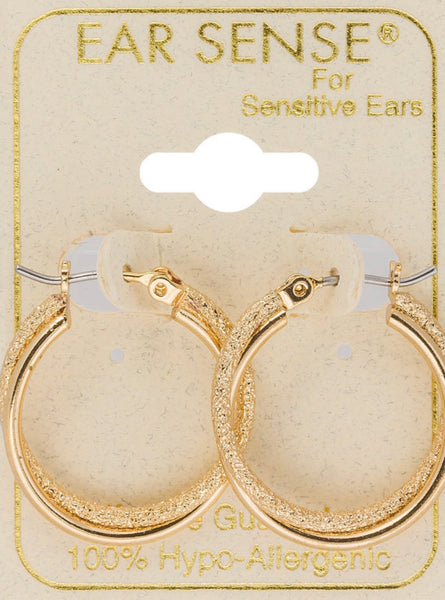Ear Sense Earring F6-1968 20mm Gold Double Twist Click Hoops