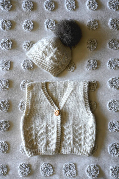 Baby Cakes Piper Vest & Hat Bc107 0-18 months Knitting Pattern